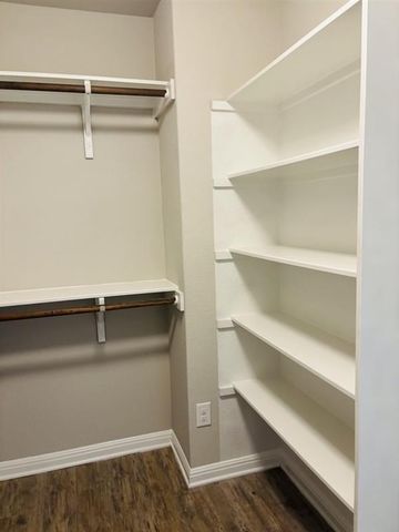 1304 Bear Peak LN, Pflugerville, TX 78660