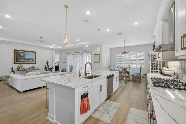 15745 Cresswind Place, Westlake, FL 33470