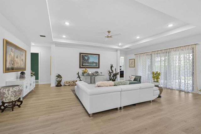 15745 Cresswind Place, Westlake, FL 33470