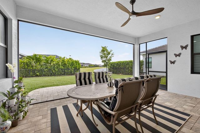 15745 Cresswind Place, Westlake, FL 33470