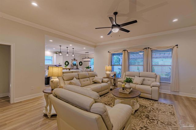 4601 Queen Palm Ct, Pace, FL 32571