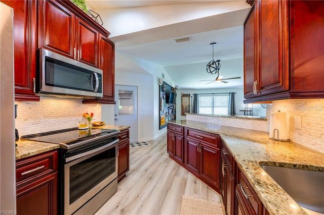 420 SW 37TH STREET, Cape Coral, FL 33914