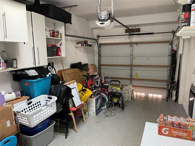 409 NW 87th Lane, Coral Springs, FL 33071