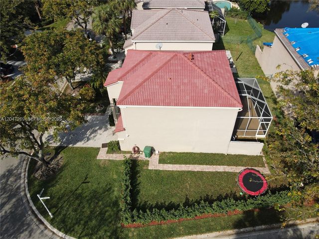 409 NW 87th Lane, Coral Springs, FL 33071