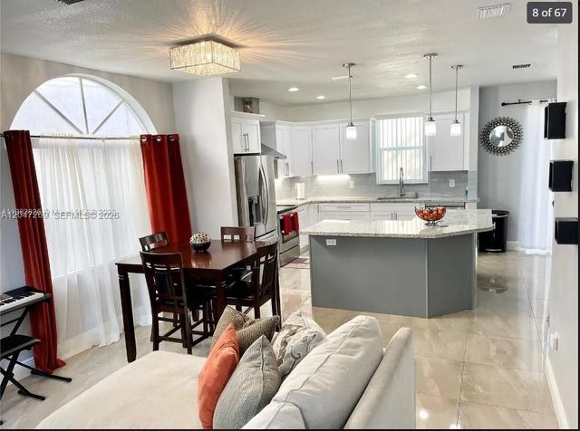 409 NW 87th Lane, Coral Springs, FL 33071