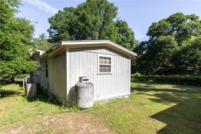 1005 Fort McIntosh Loop, Hortense, GA 31543