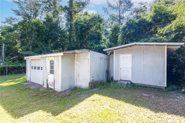 1005 Fort McIntosh Loop, Hortense, GA 31543