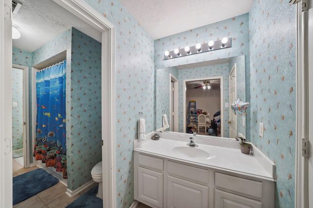 1906 Blue Quail Drive, Friendswood, TX 77546