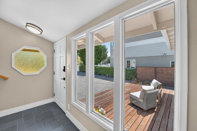 229 16th Avenue, Santa Cruz, CA 95062