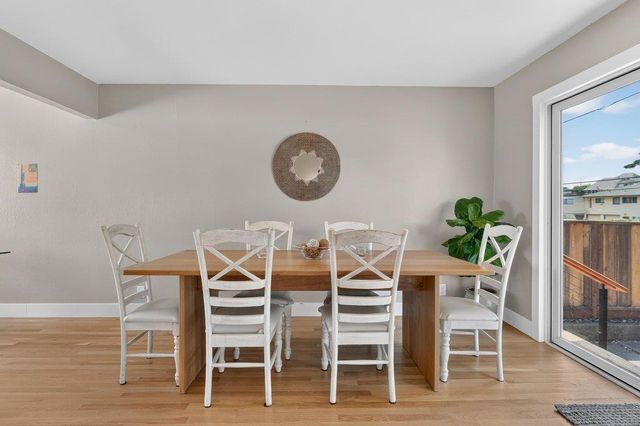 229 16th Avenue, Santa Cruz, CA 95062