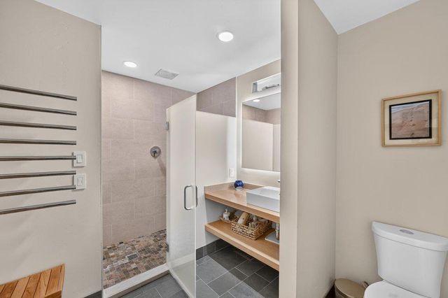 229 16th Avenue, Santa Cruz, CA 95062
