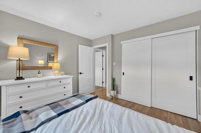 229 16th Avenue, Santa Cruz, CA 95062