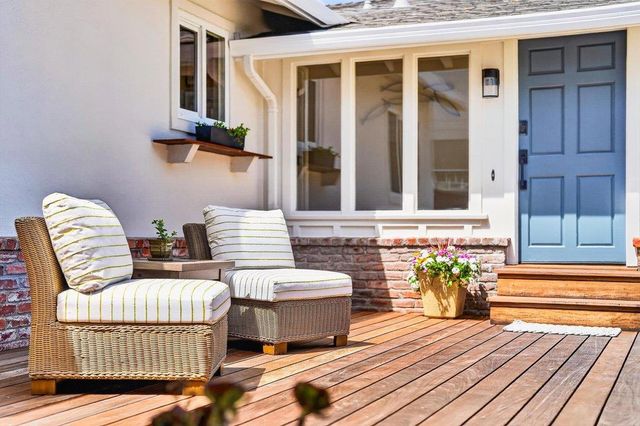229 16th Avenue, Santa Cruz, CA 95062