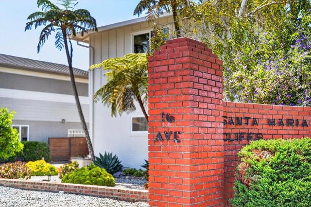 229 16th Avenue, Santa Cruz, CA 95062