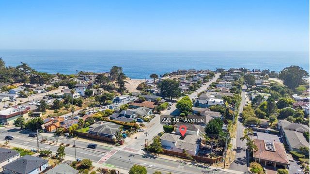 229 16th Avenue, Santa Cruz, CA 95062