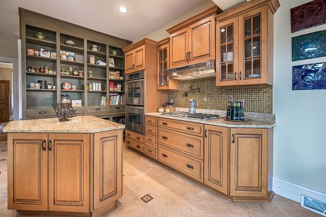 629 CHERRY Street, Erie, PA 16502