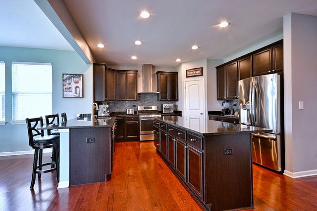 1128 Kingsmill Drive, Algonquin, IL 60102