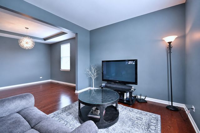 1128 Kingsmill Drive, Algonquin, IL 60102
