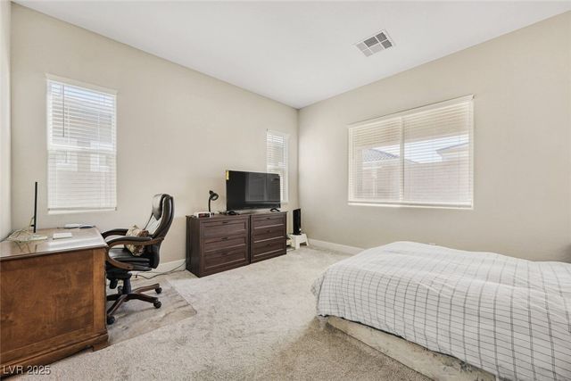 3877 West Haleh Avenue, Las Vegas, NV 89141