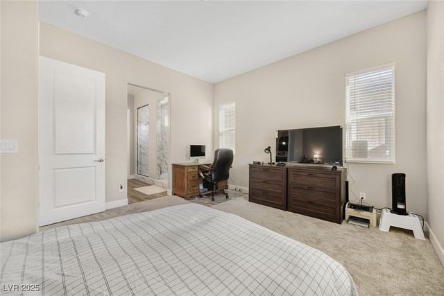 3877 West Haleh Avenue, Las Vegas, NV 89141