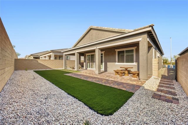 3877 West Haleh Avenue, Las Vegas, NV 89141