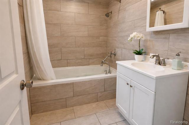 3684 Hunt Street, Detroit, MI 48207