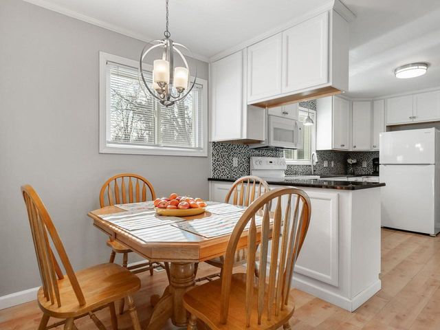 9 South Street Lane, Essex Junction, VT 05452