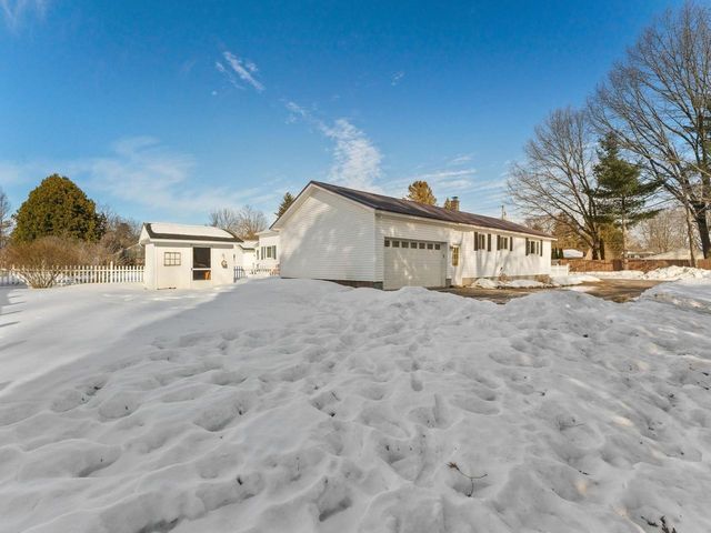9 South Street Lane, Essex Junction, VT 05452