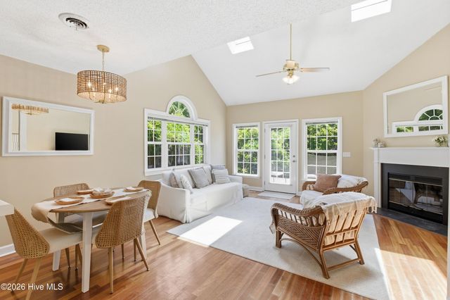 6211 Wrightsville Avenue Apt 155, Wilmington, NC 28403