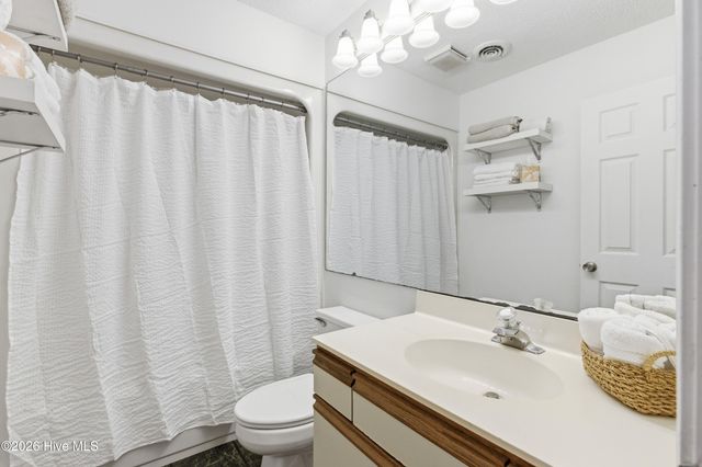 6211 Wrightsville Avenue Apt 155, Wilmington, NC 28403