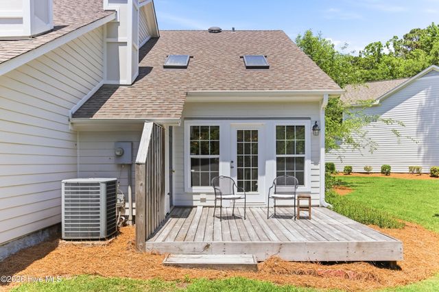 6211 Wrightsville Avenue Apt 155, Wilmington, NC 28403
