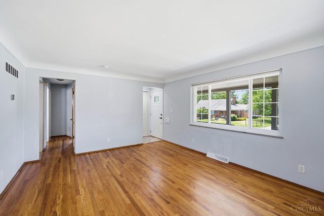 6556 Montevista Drive, Cincinnati, OH 45224