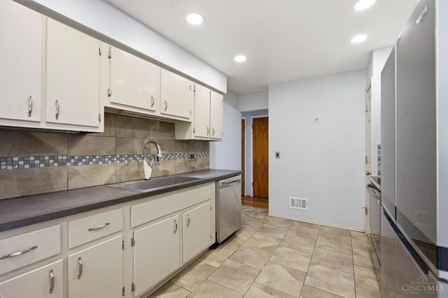 6556 Montevista Drive, Cincinnati, OH 45224