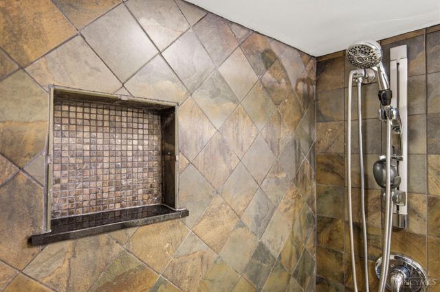 6556 Montevista Drive, Cincinnati, OH 45224