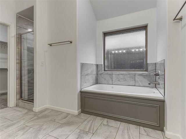 18316 Bridlington Drive, Edmond, OK 73012