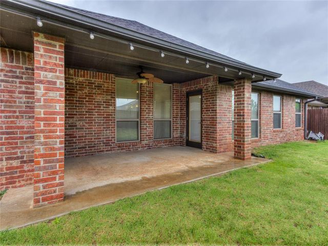 18316 Bridlington Drive, Edmond, OK 73012