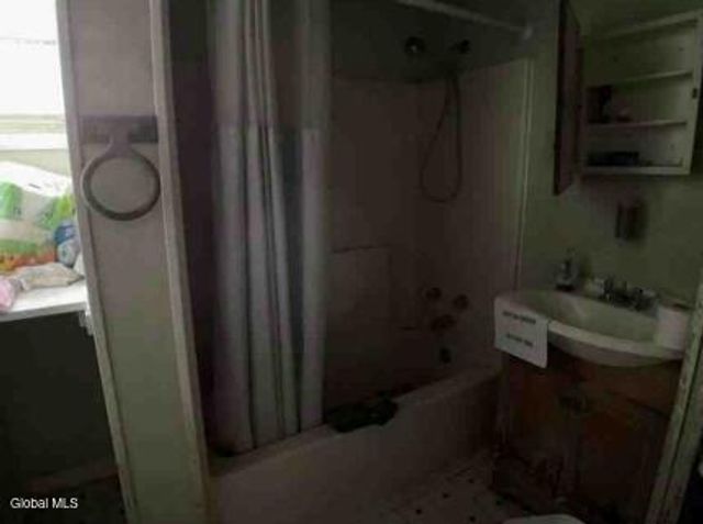 55 Harris Avenue, Mechanicville, NY 12118