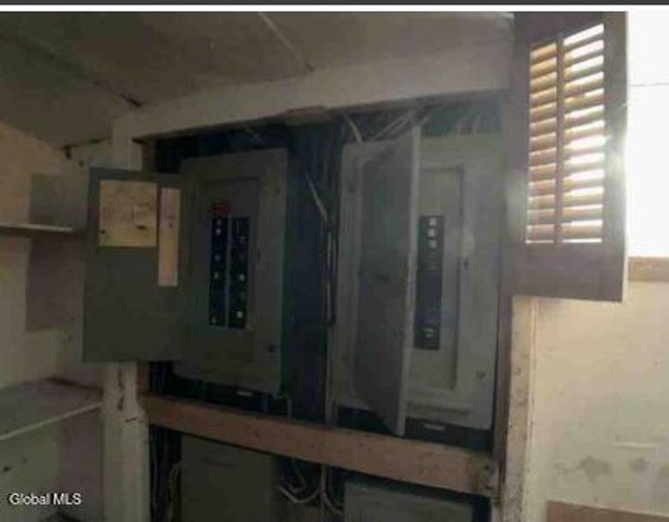 55 Harris Avenue, Mechanicville, NY 12118