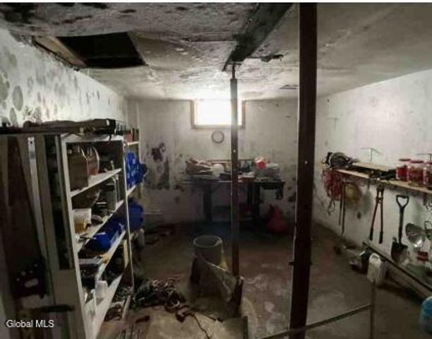 55 Harris Avenue, Mechanicville, NY 12118