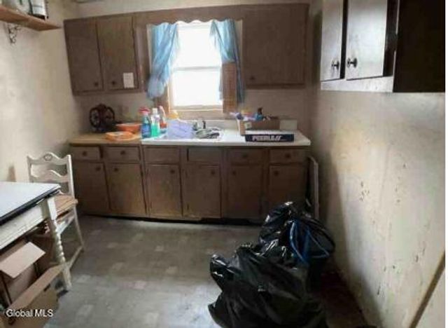 55 Harris Avenue, Mechanicville, NY 12118