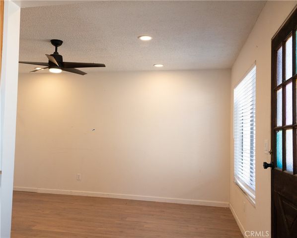 2037 Sequoia, Barstow, CA 92311