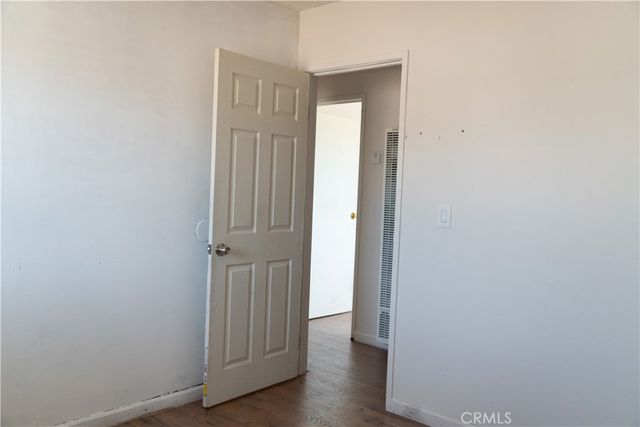 2037 Sequoia, Barstow, CA 92311