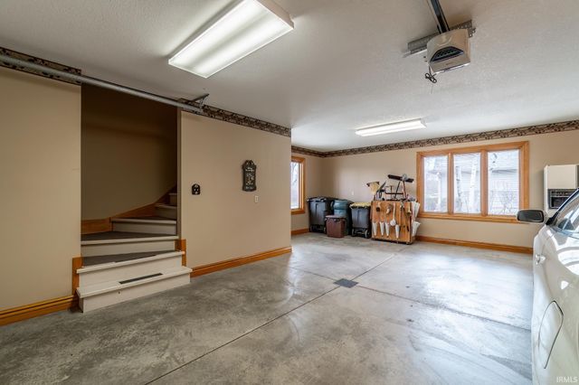 10912 La Cabreah Lane, Fort Wayne, IN 46845