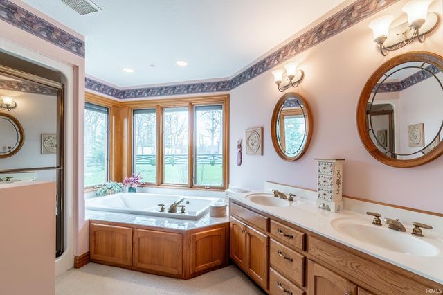 10912 La Cabreah Lane, Fort Wayne, IN 46845