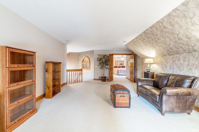 10912 La Cabreah Lane, Fort Wayne, IN 46845