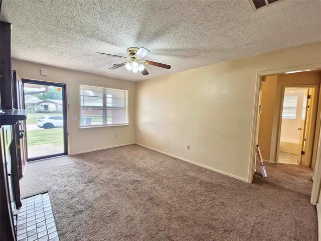 13917 N Everest Avenue, Edmond, OK 73013