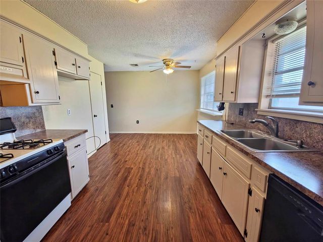 13917 N Everest Avenue, Edmond, OK 73013