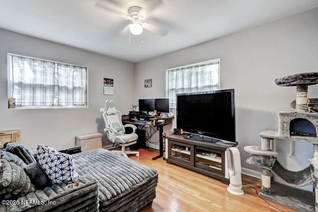 6104 VASARI Drive, Jacksonville, FL 32216