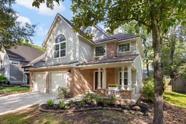 35 Dovewing Place, The Woodlands, TX 77382