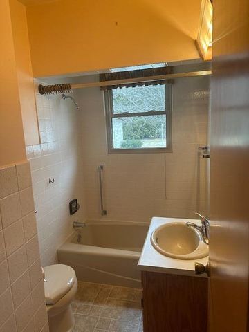 2620 S 15th STREET, Sheboygan, WI 53081